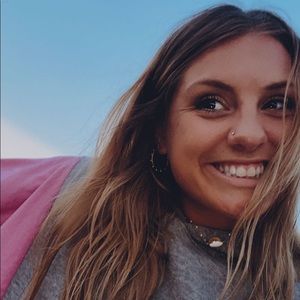 Meet your Posher, Natalie